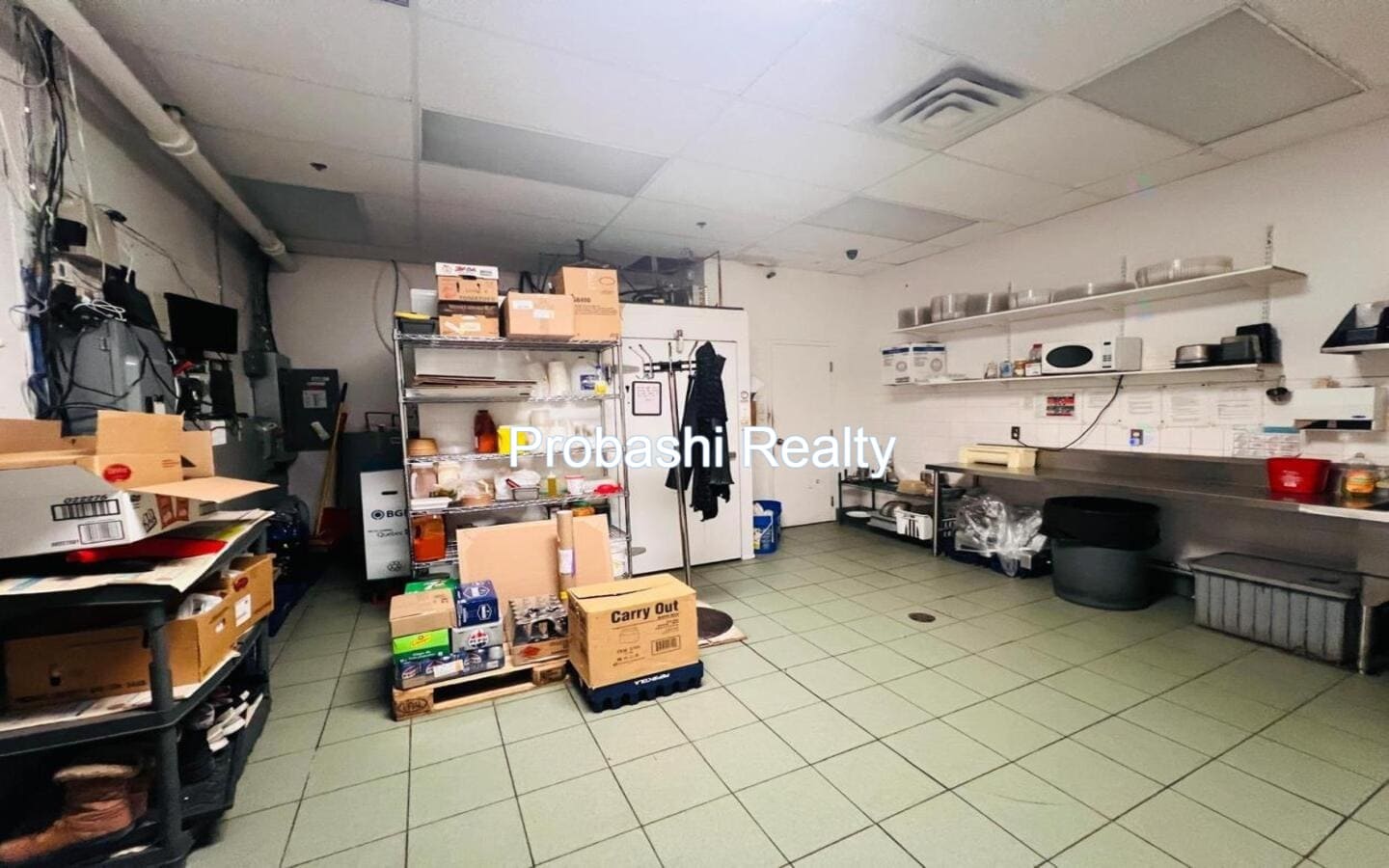 Dagwoods Restaurant for sale in Beaconsfield, Montreal