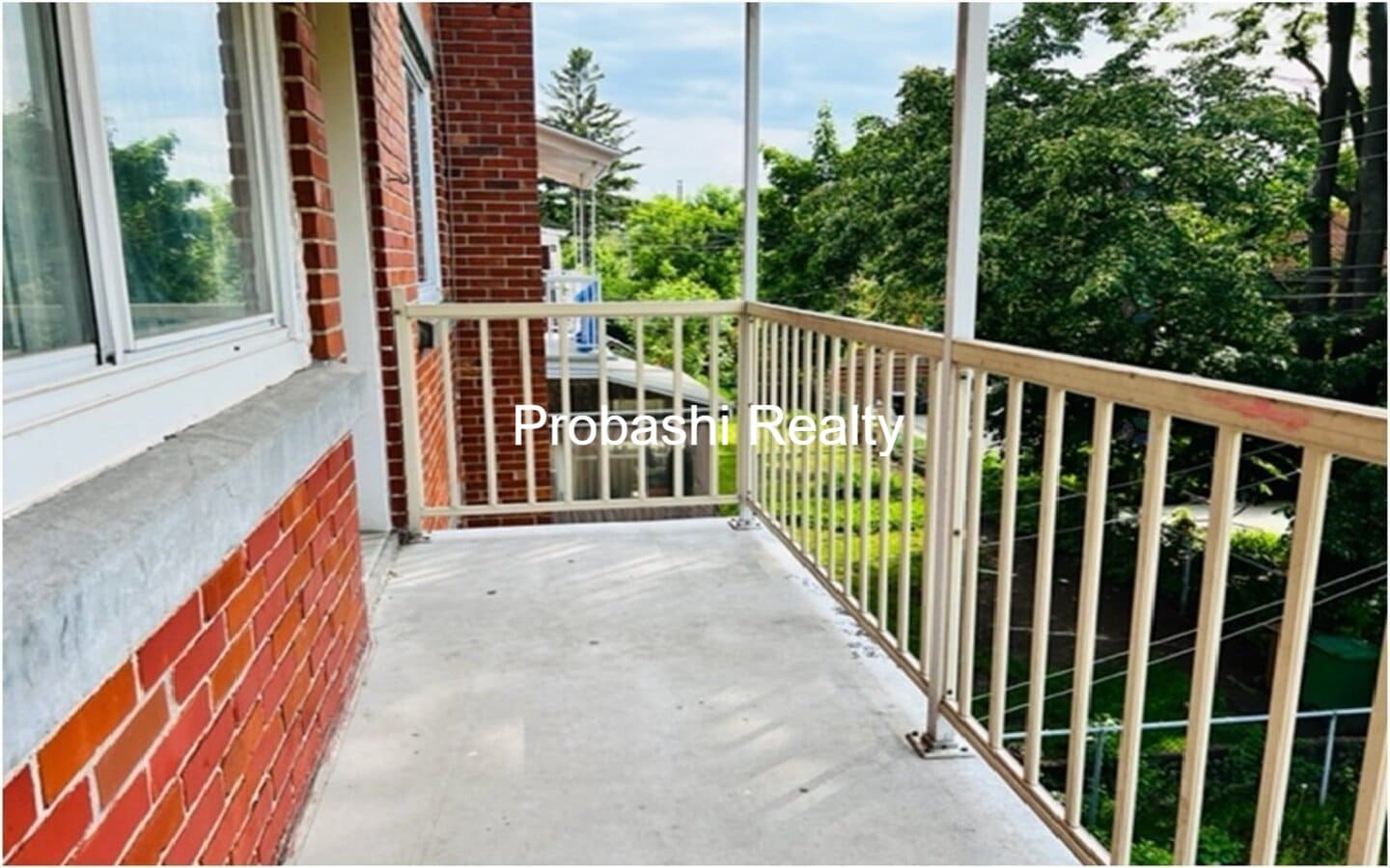 Renovated 3-Bedroom Condo for Rent in Montréal