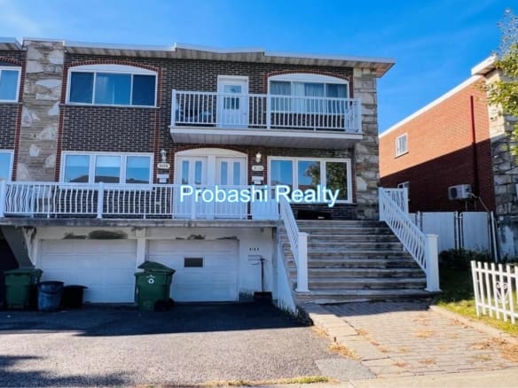 Triplex for Sale in LaSalle, Montréal, Quebec